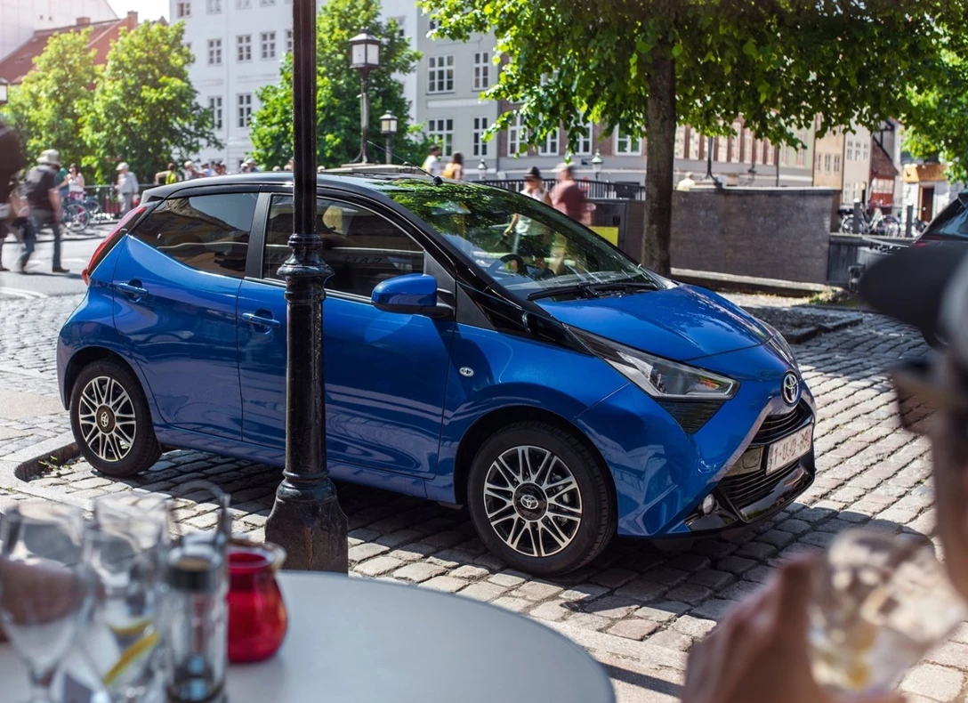 1648181-Toyota-Aygo-2018-01.jpg