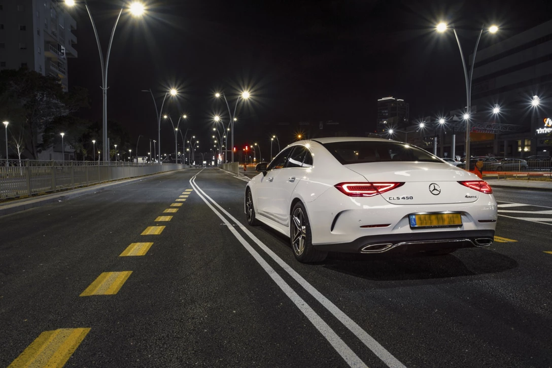 1609097-03-CLS 003.jpg