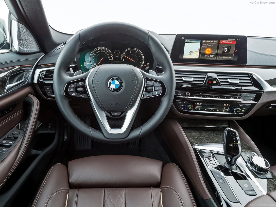 1583352-BMW-5-Series 3.jpg