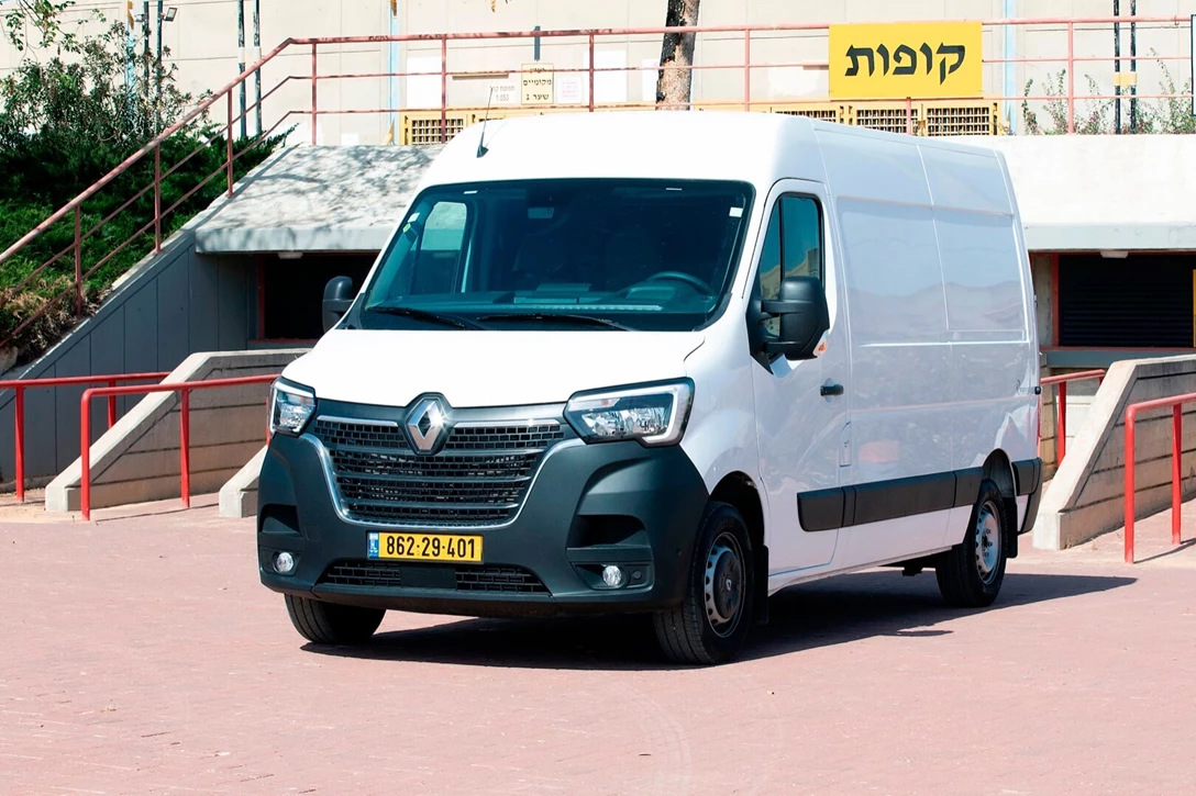 1685508-Renault-Master-2023-04-YP.jpg