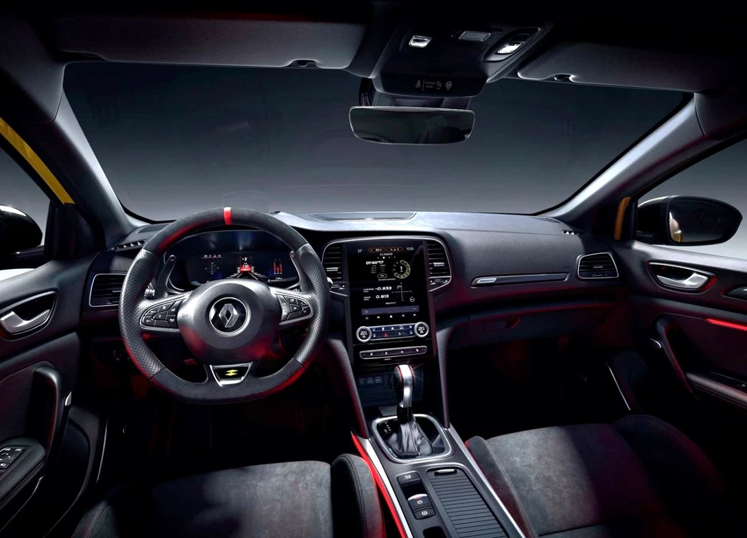1696051-Renault-Megane_RS-2024-05.jpg
