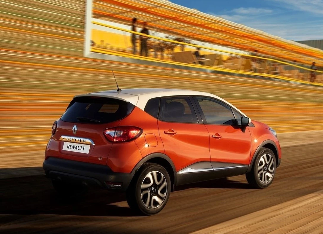 1647897-Renault-Captur-2014-03.jpg