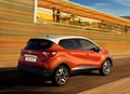 1647897-Renault-Captur-2014-03.jpg