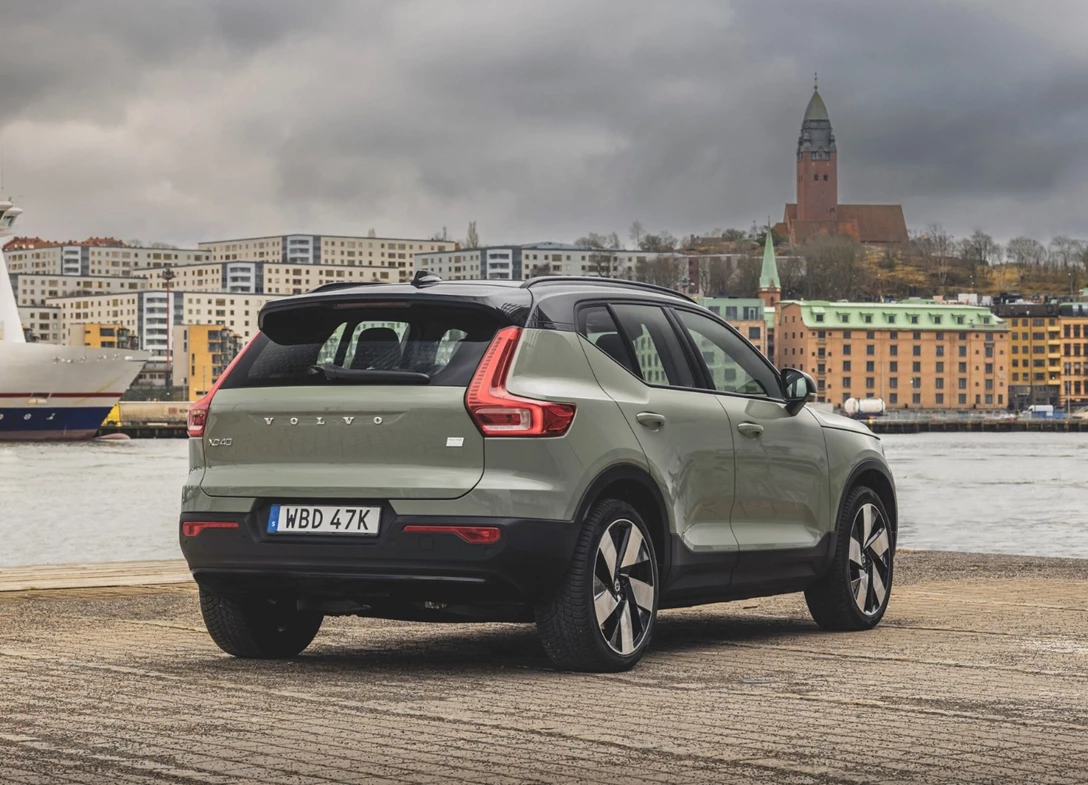 1693370-Volvo-XC40-Recharge-2024-05.jpg