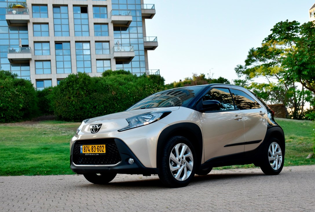 1674162-Toyota-Aygo-X-2023 - 04.jpeg