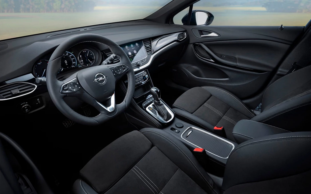 1619149-en_Opel-Astra-Interior-507811.jpg