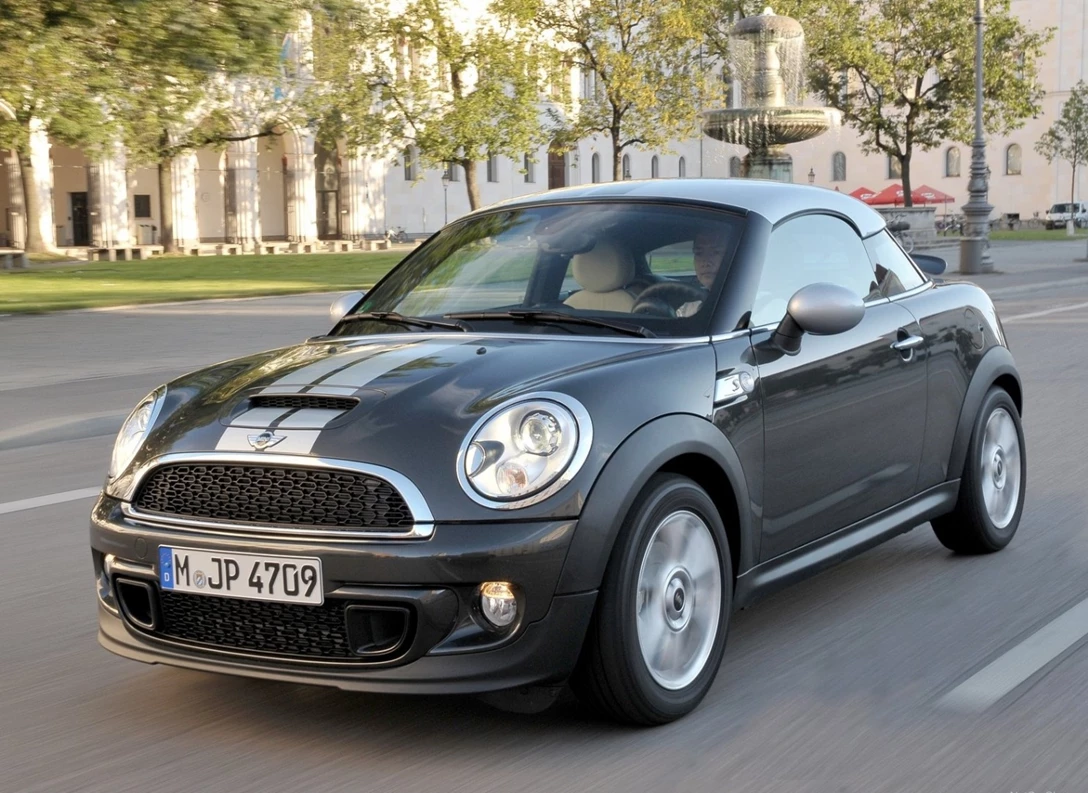 1605799-Mini-Coupe-2011-2015-02.jpg