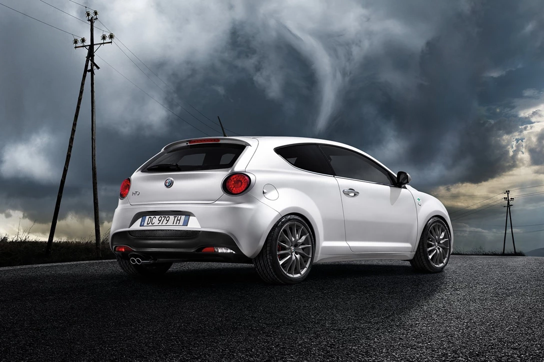 אלפא רומיאו מיטו QV