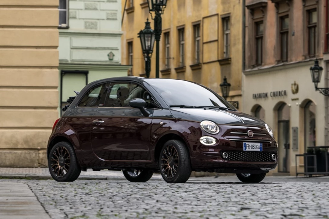 1604828-181012_Fiat_500-Collezione_06.jpg