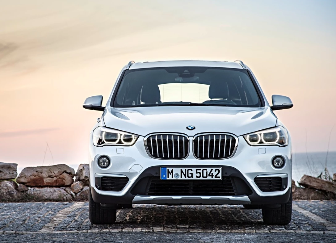 1669705-BMW-X1-2016-03.jpg
