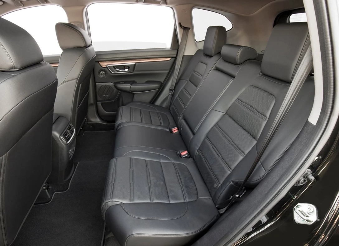 1647736-Honda-CR-V-2017-06.jpg