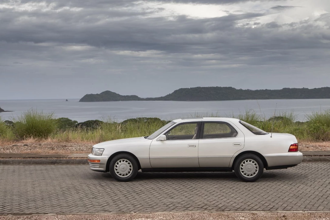 1619667-05-LS400 1990 (6).jpg