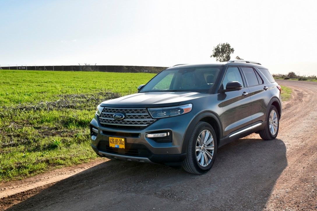 1656598-אקספלורר הנעה אחורית - 8.jpeg