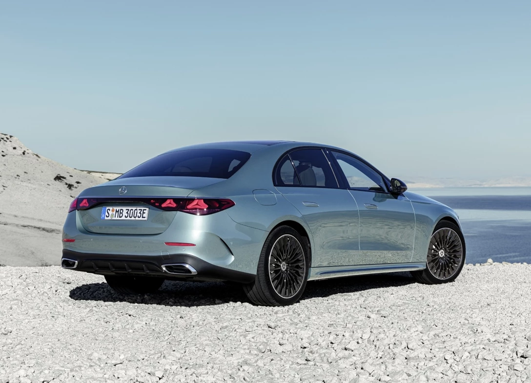 1694741-Mercedes-Benz-E-Class-2024-02.jpg