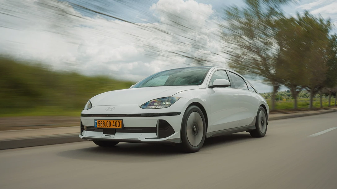 1695909-אוטו השנה 2024 (מבחן).01_11_11_16.Still059-min.jpg