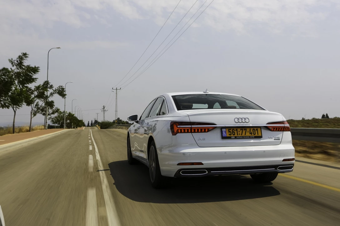 1605622-אודי A6 (12).JPG