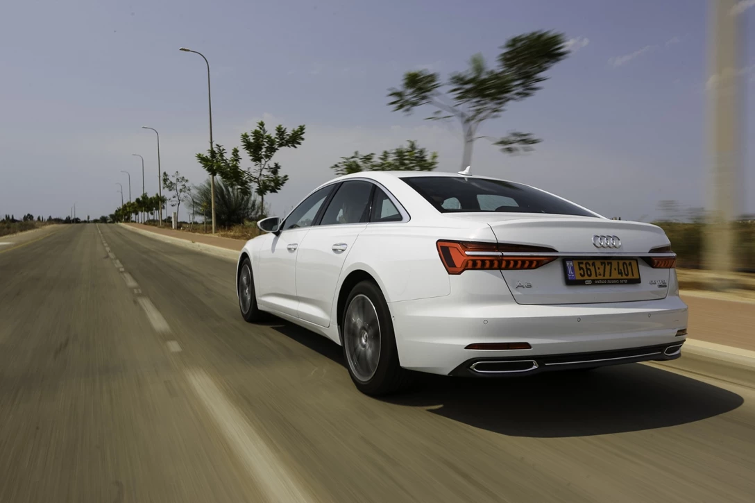 1605621-אודי A6 (11).JPG