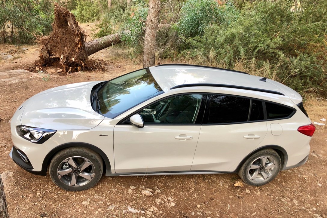 1637175-פורד פוקוס אקטיב טורר - 8.jpeg