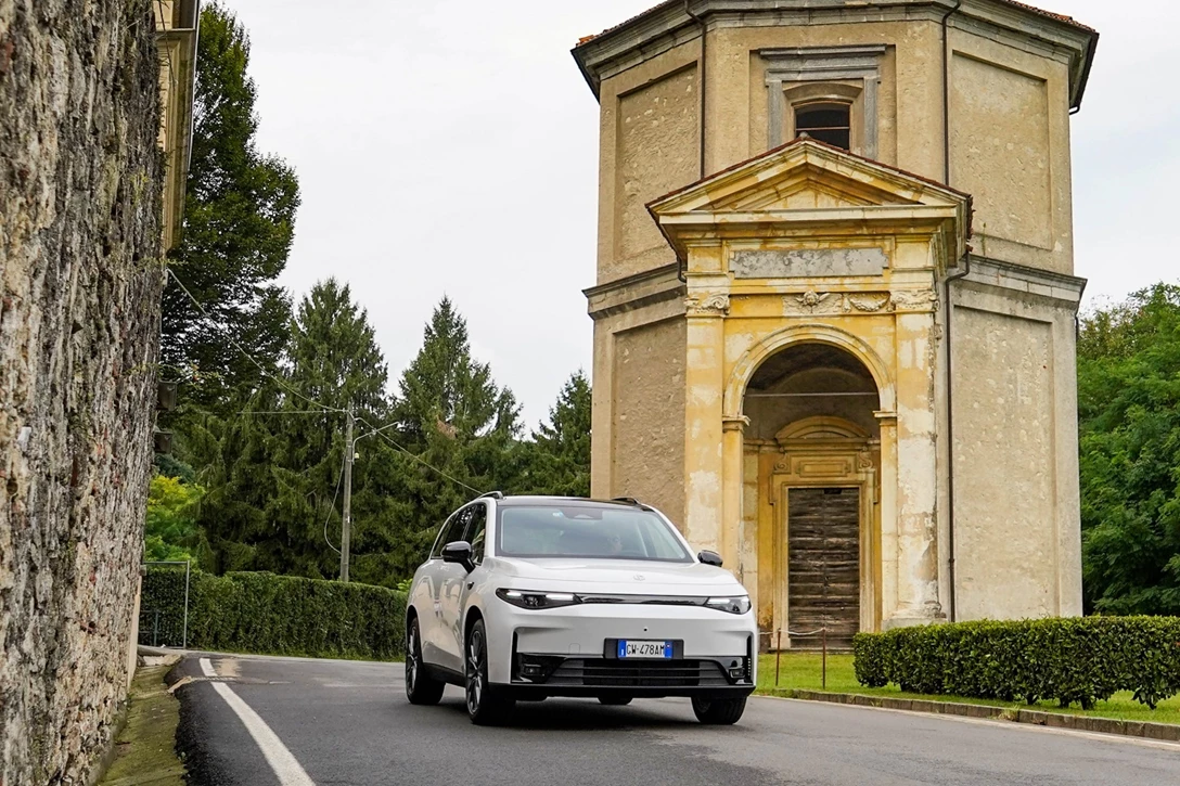 1702580-C10-Externals (1).jpg