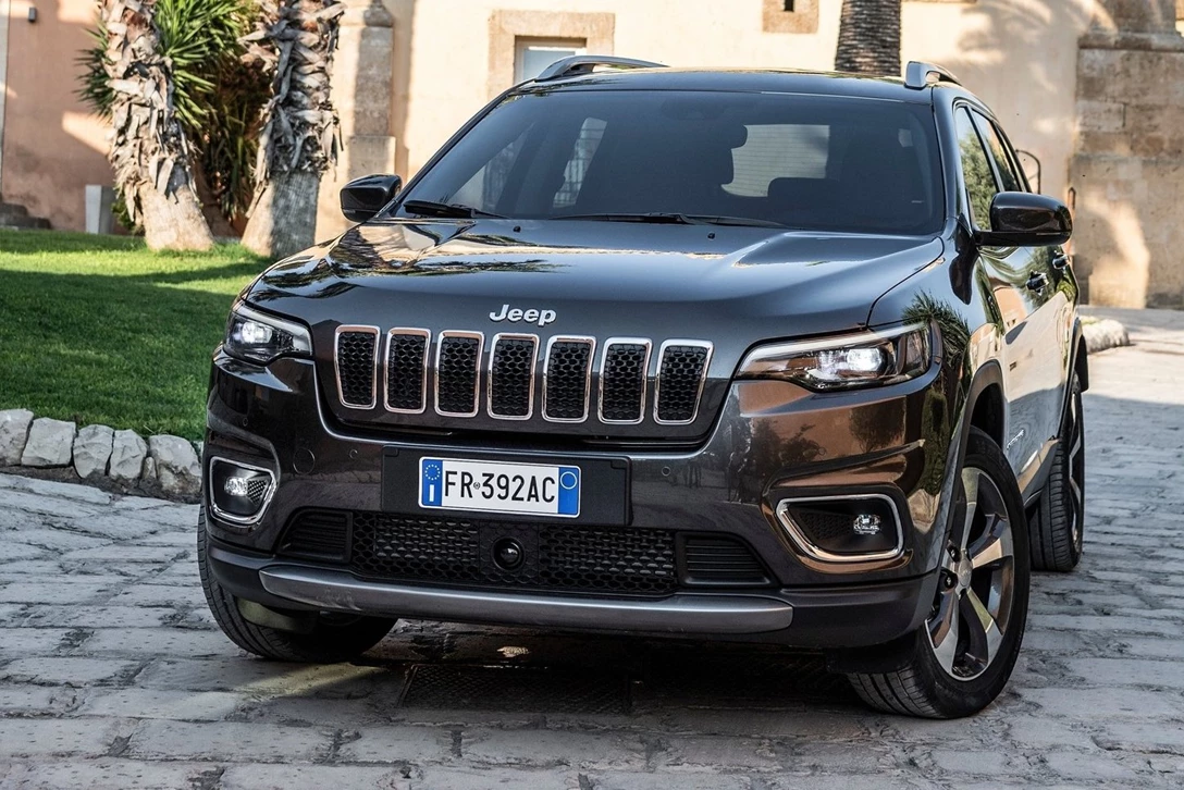 1616367-4-ג'יפ צ'ירוקי 2019 (5).jpg