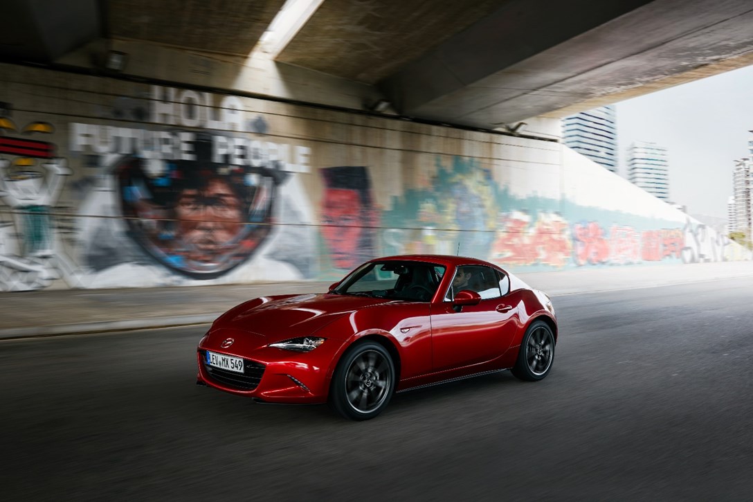 1596939-מאזדה MX-5 RF (20).jpeg