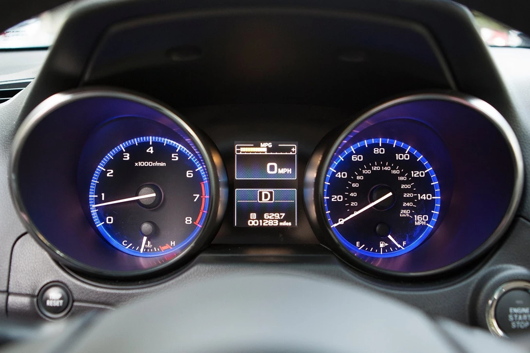 סובארו B4 דור 6