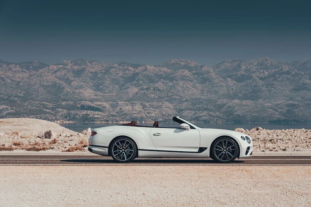 1607454-Bentley Continental GT Convertible 15.jpg