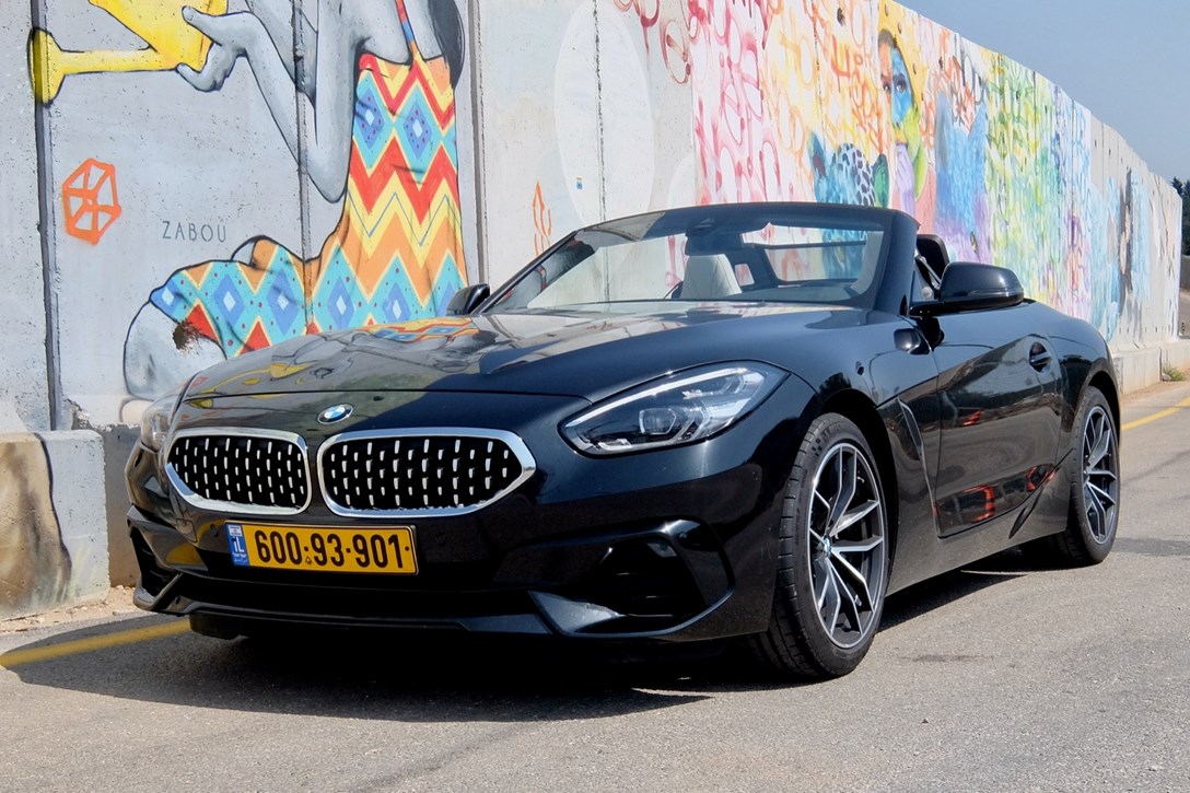 1636431-במוו Z4 - 5.jpeg