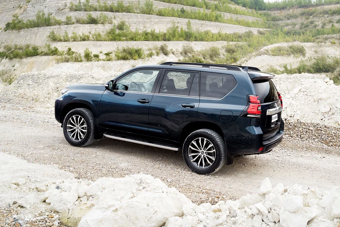 1590521-טויוטה לנד קרוזר מחודש (1).jpg