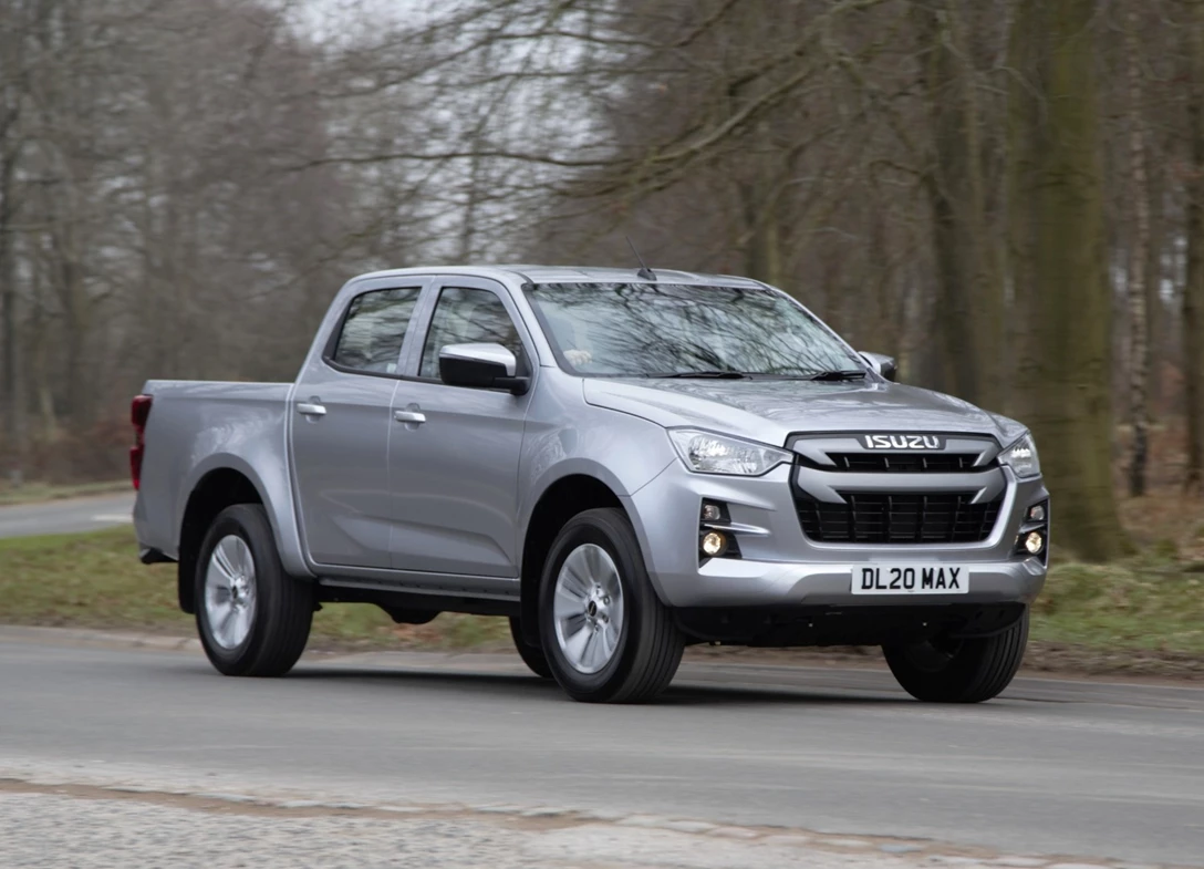 1698959-Isuzu-D-Max-2024-000.jpg
