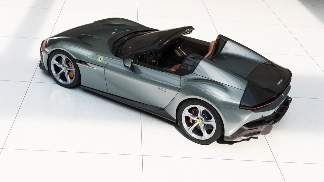 1696718-New_Ferrari_V12_ext_02_spider_f53146f7-891b-4c6a-b3d4-a1b714edb679-min.jpg