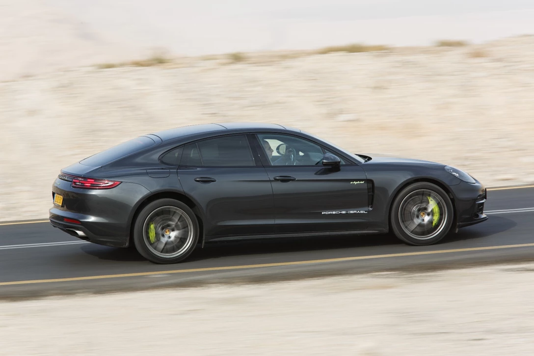 1591899-פורשה פאנאמרה הייבריד מבחן דרכים - תומר פדר (2).jpg