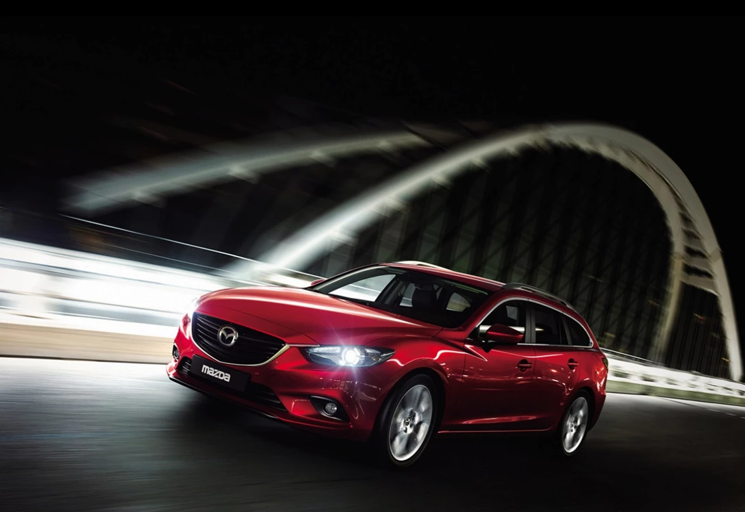 1653587-2013_mazda_mazda6_wagon_1_1600x1200.jpg
