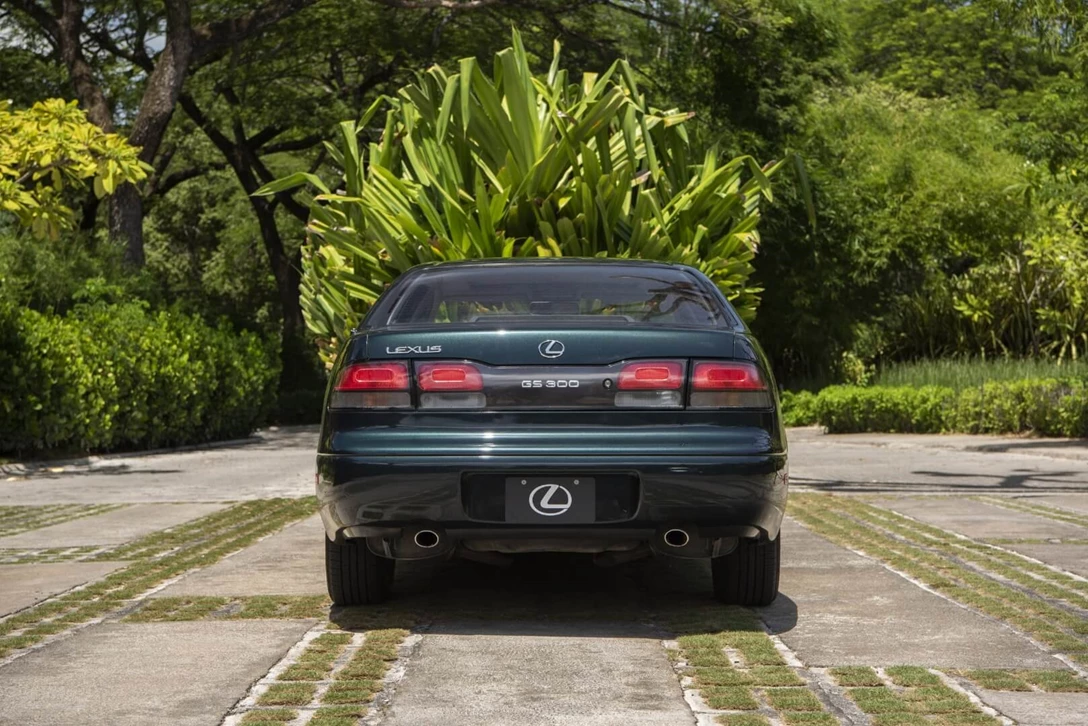 1619680-37-GS300 1993 (4).jpg