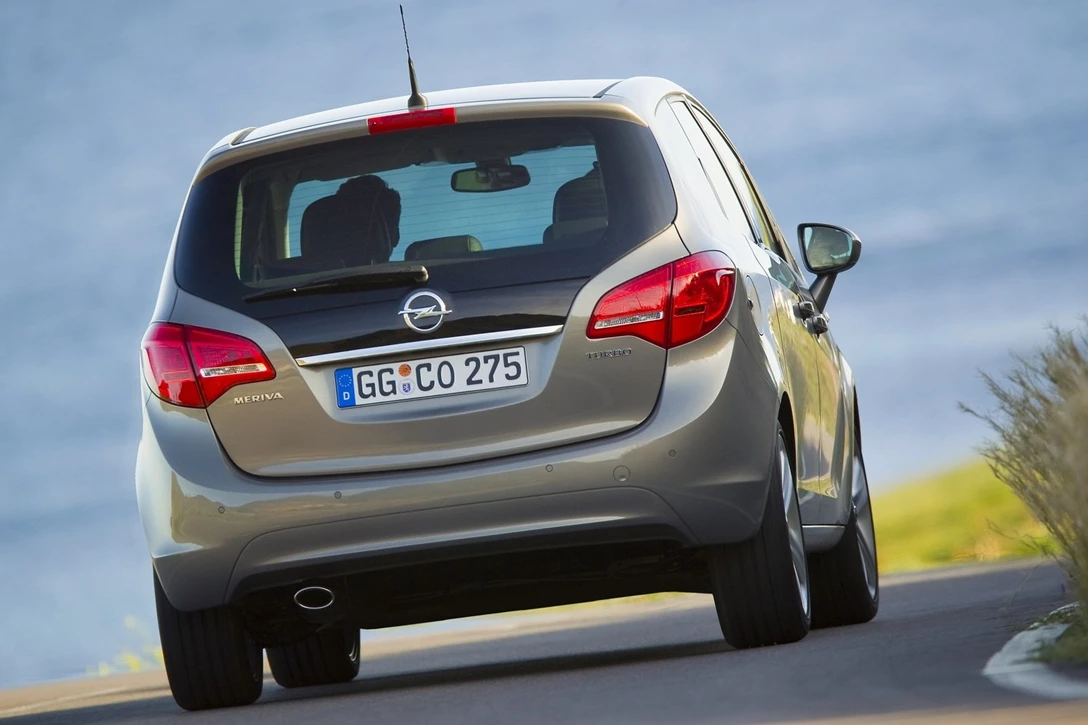 אופל מריבה 2011