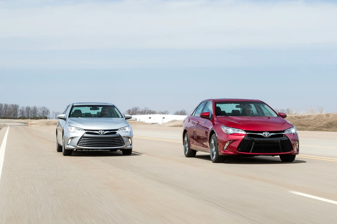 טויוטה קאמרי