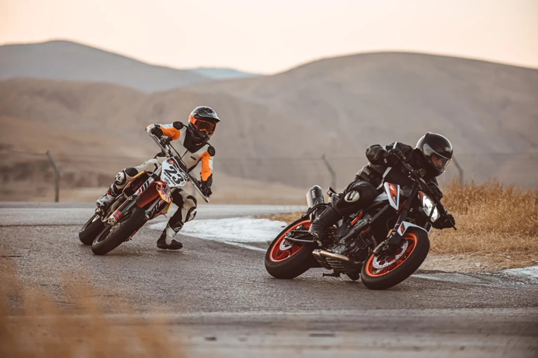 1634699-by benny doutsh (524).jpg