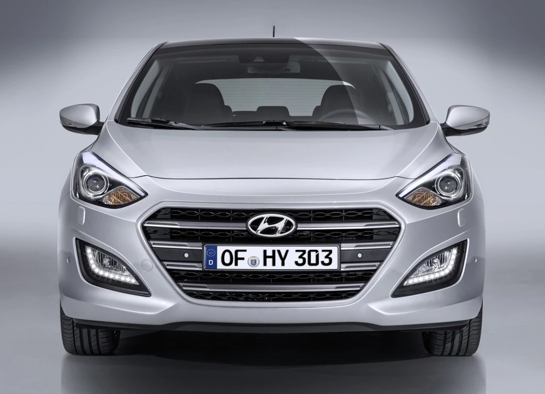1645664-Hyundai-i30-2015-1600-1a.jpg