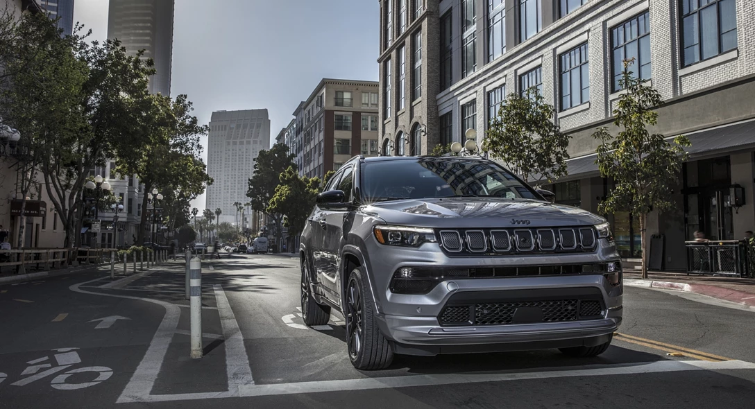 1657341-2022_jeep_compass_6_1920x1080.jpg