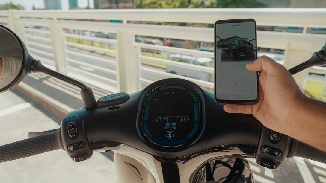 1669414-gogoro 2022.00_19_22_00.Still026 copy.jpg