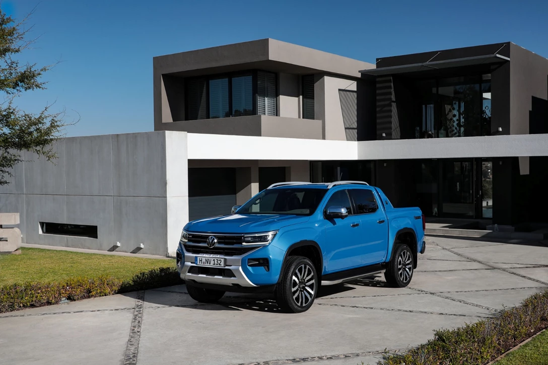 1663100-33707-VolkswagenCommercialVehiclesnewAmarok.jpg