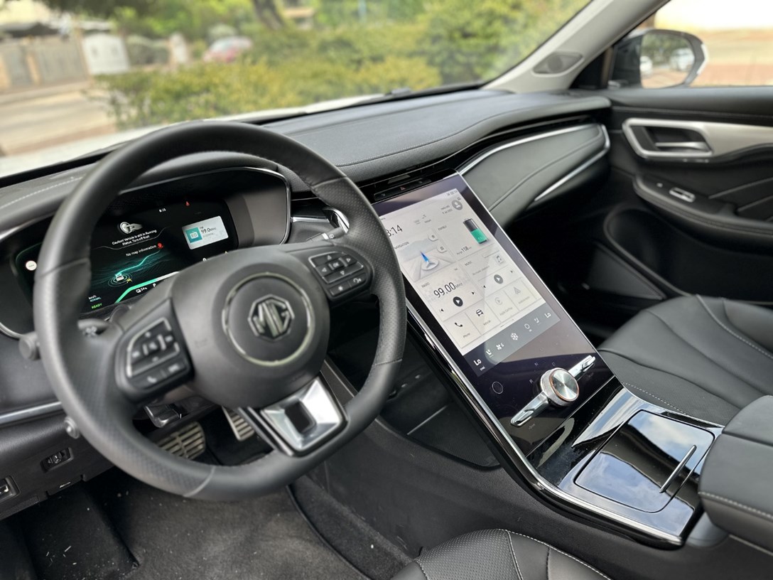 1684858-MG MR - 97-min.jpeg