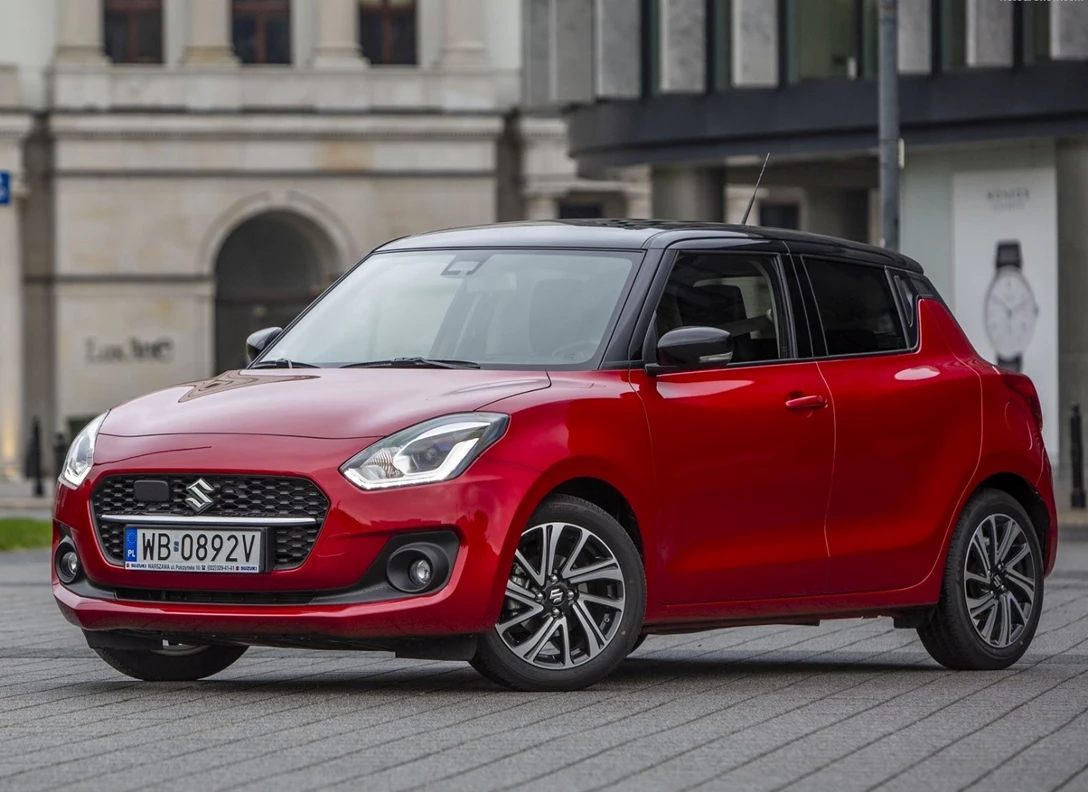 1654938-Suzuki-Swift-2022-05.jpg