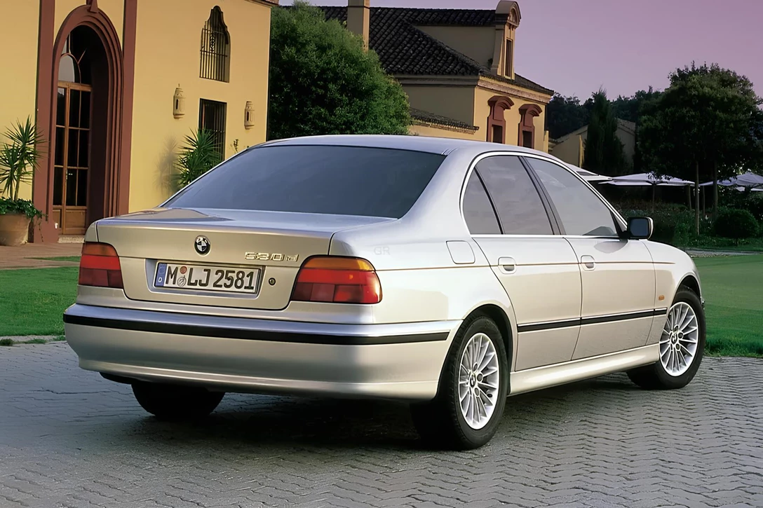 BMW-5-Series-1995-03.jpg