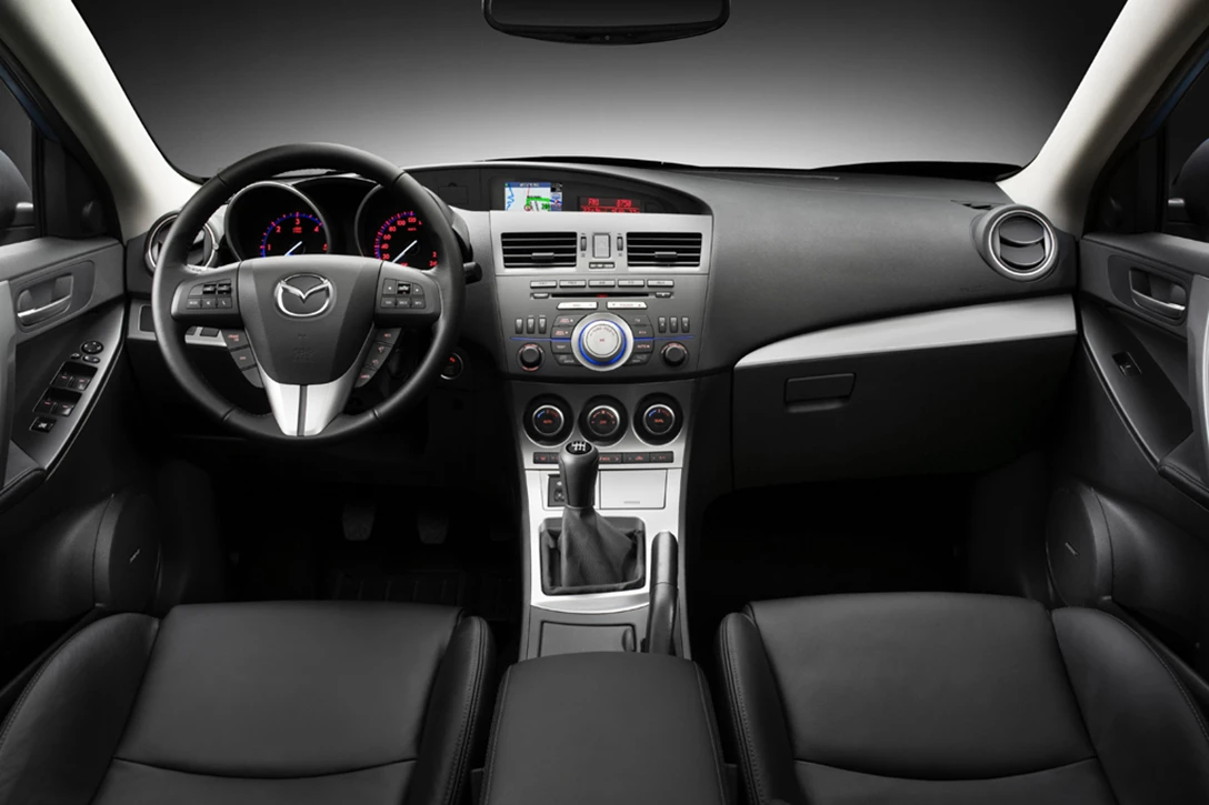 1649438-interior.jpg