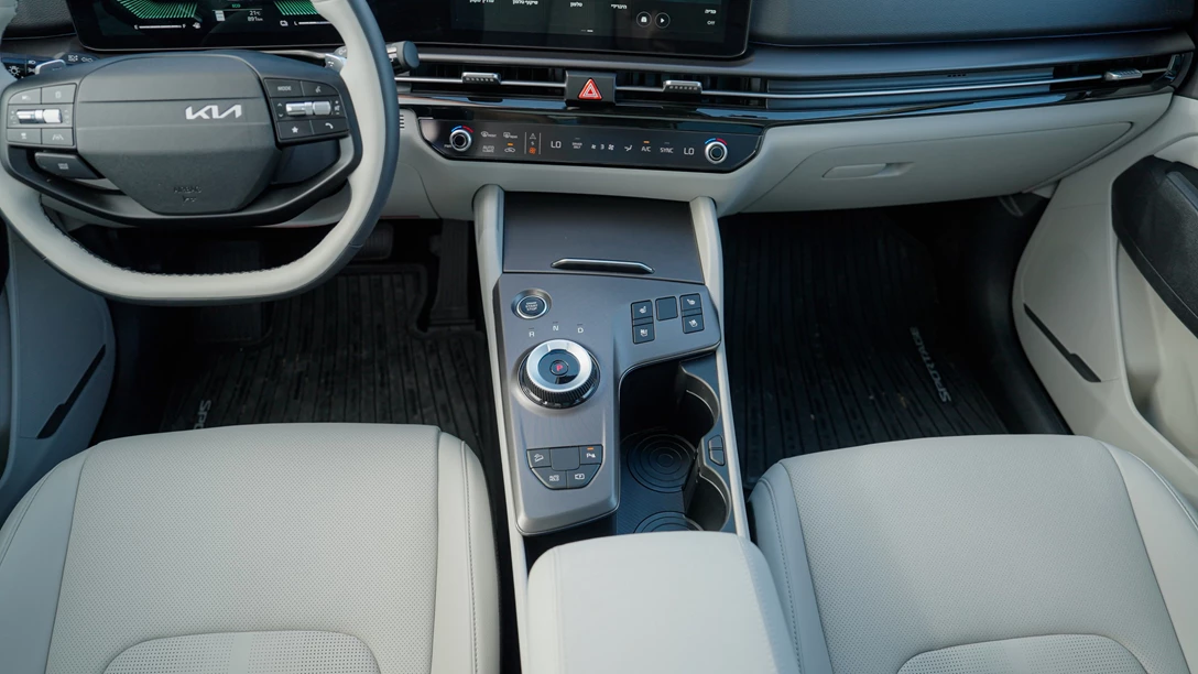 KIA Sportage (Facelift) 2025.02_19_28_15.Still336-min.jpg