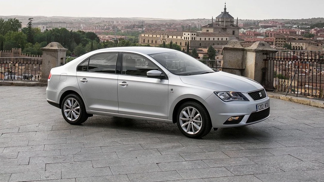 1686077-Seat-Toledo-2013-1600-09.jpg