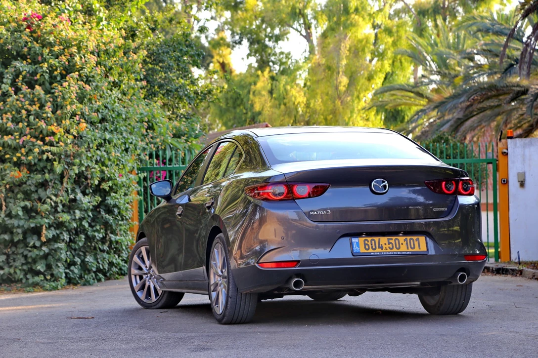 1622672-rotemi110919mazda3 (63).JPG