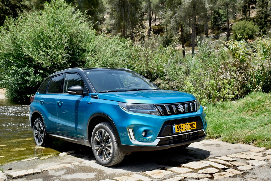 1646480-סוזוקי ויטארה - מבחן דרכים (מיקרו היברידי) 2021 - 12.jpeg