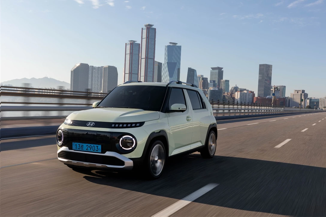 1703725-INSTER Drive_11.jpg